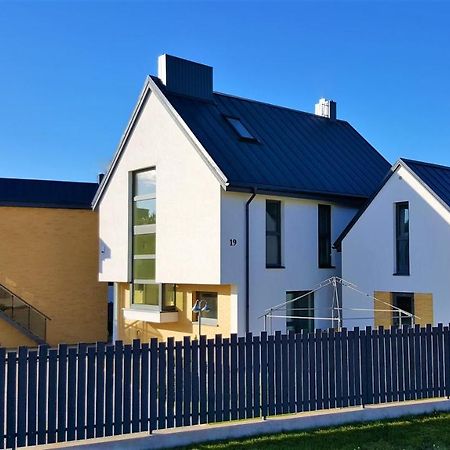Smelio Vila Apartments Palanga Exterior photo